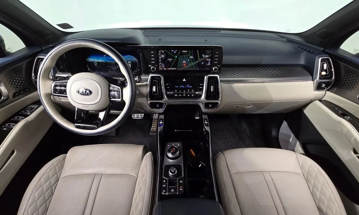 Kia Sorento — фото 7