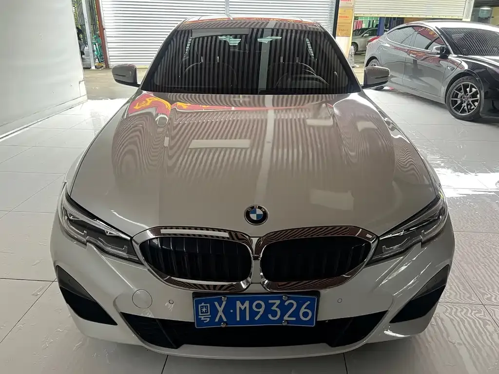 BMW 3 Series — фото 1