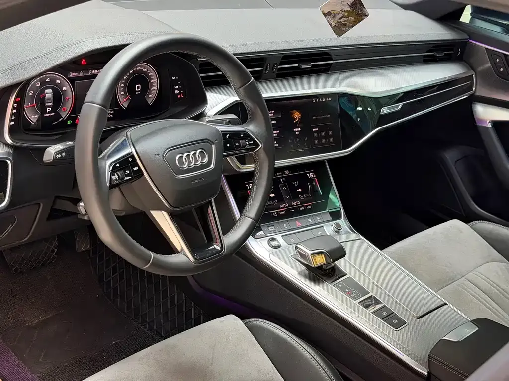 Audi A6L — фото 6
