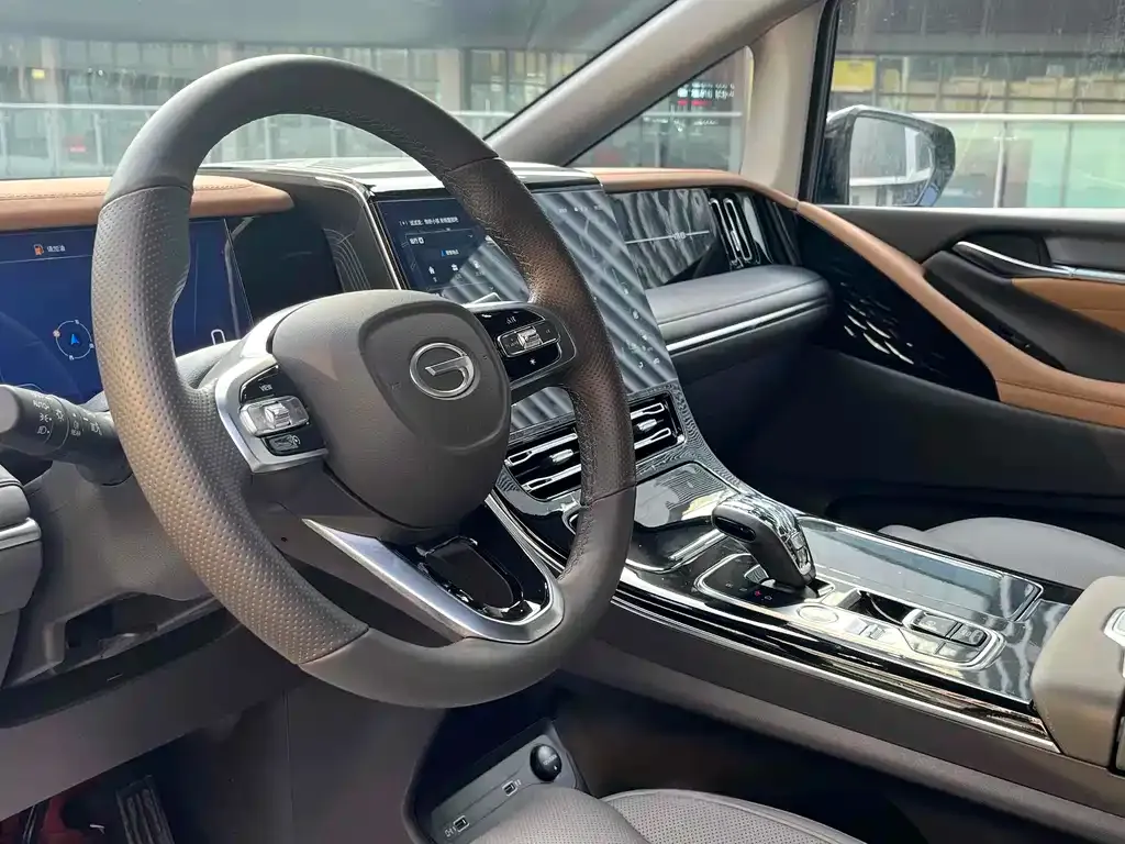 GAC Motor Trumpchi M8 — фото 10