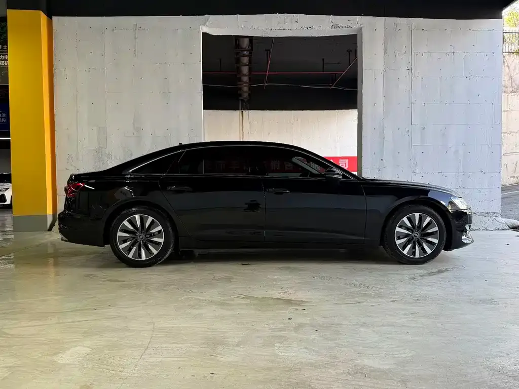 Audi A6L — фото 5