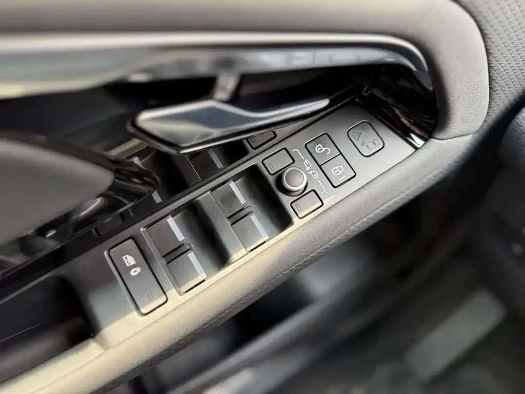 Land Rover Evoque — фото 9