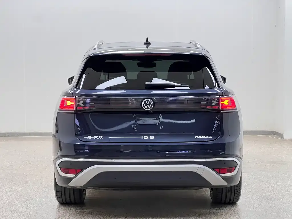 Volkswagen ID.6 Crozz — фото 4