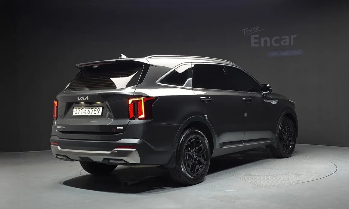 Kia Sorento — фото 4
