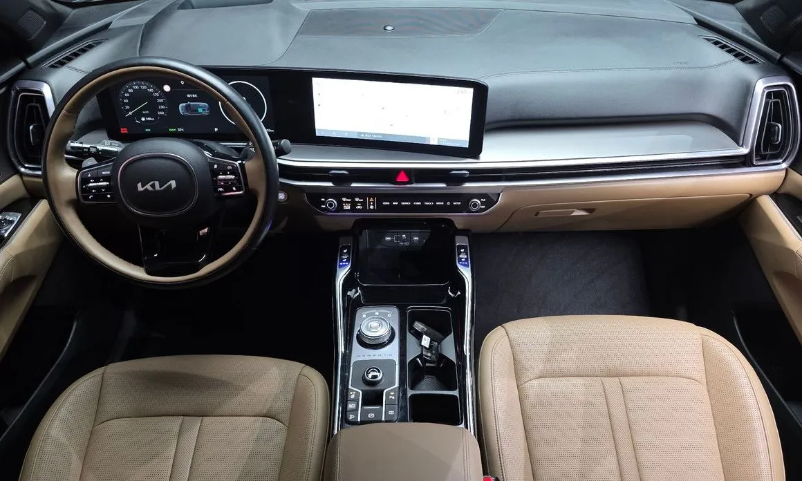Kia Sorento — фото 9