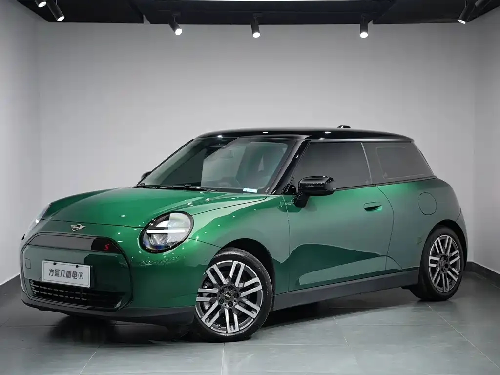 MINI Cooper EV — фото 1