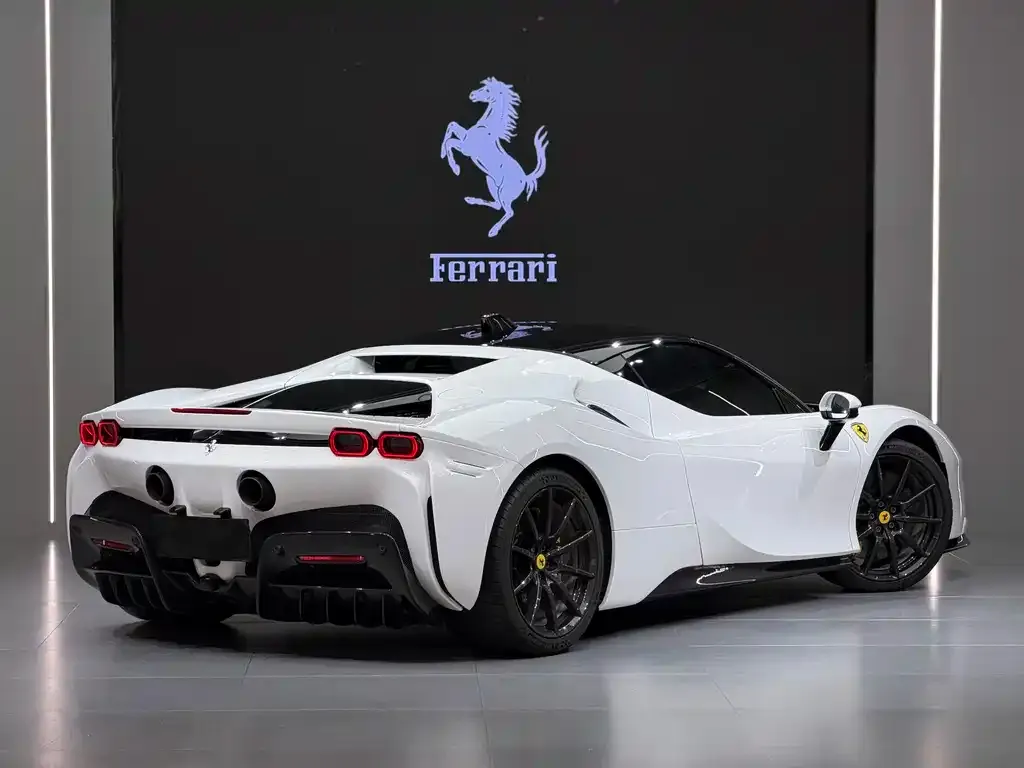 Ferrari SF90 — фото 5