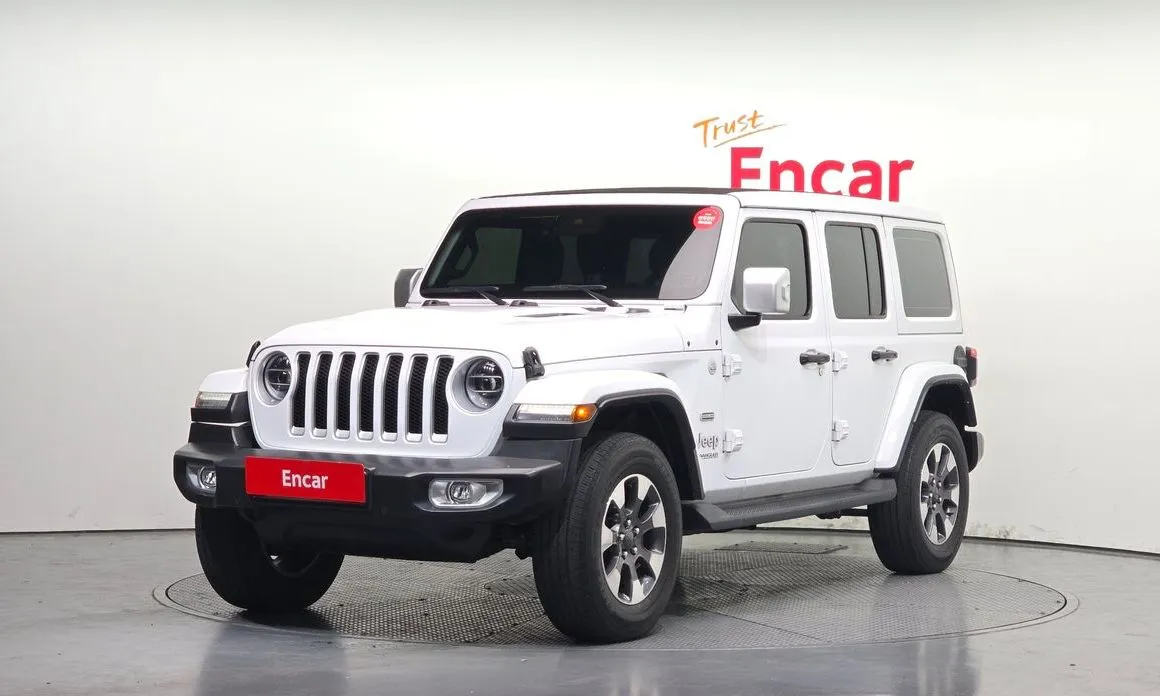 Jeep Wrangler — фото 1