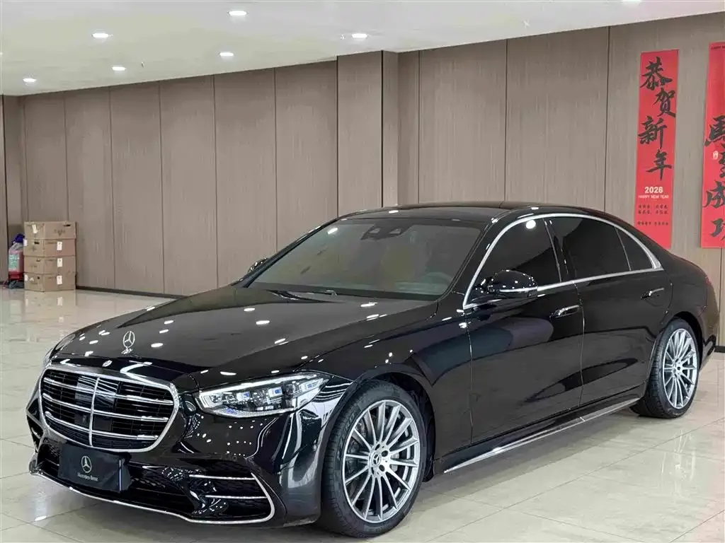 Mercedes-Benz S-Class — фото 1