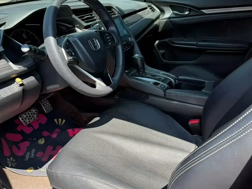 Honda Civic — фото 7