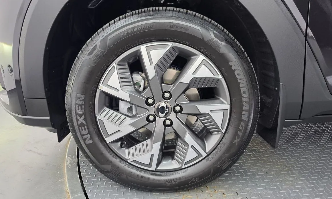 KG Mobility (Ssangyong) Torres — фото 4