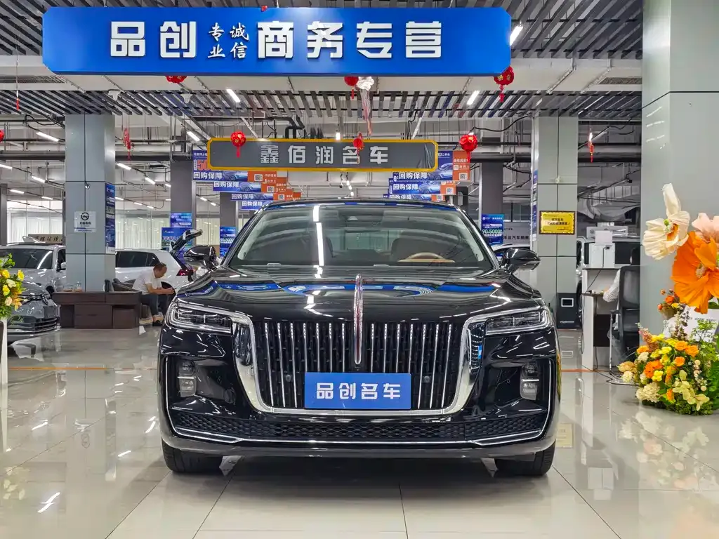 Hongqi H9 — фото 7