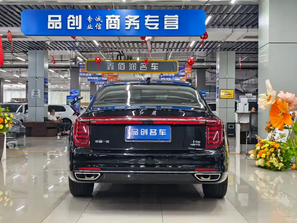 Hongqi H9 — фото 6