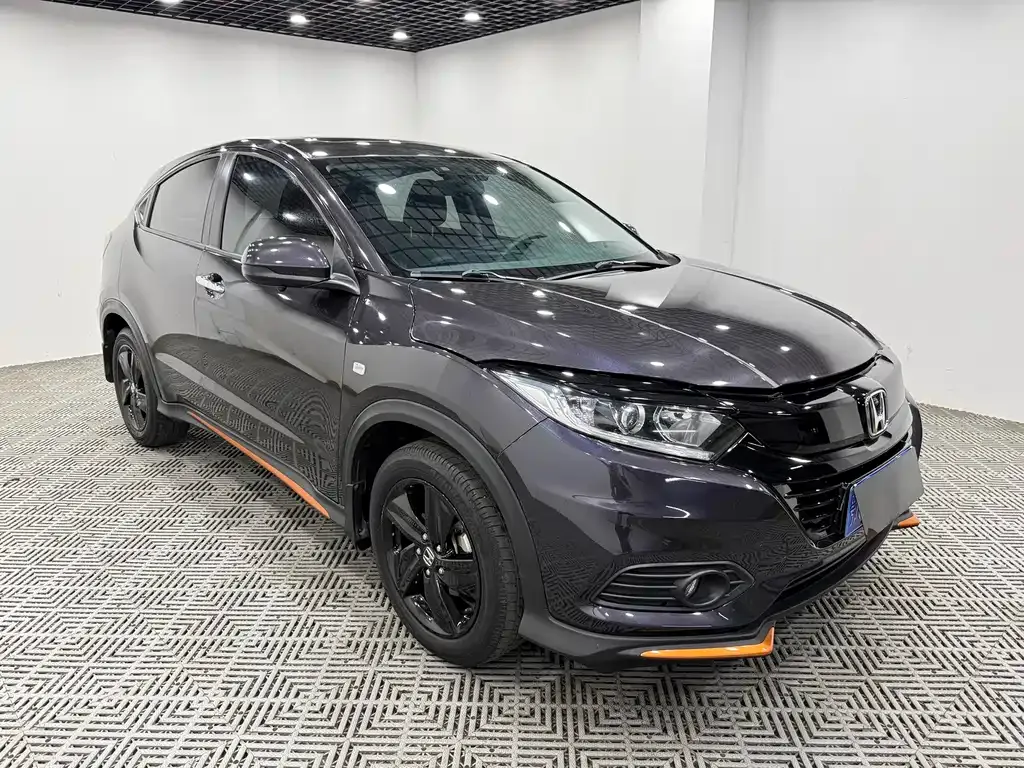 Honda Vezel — фото 1
