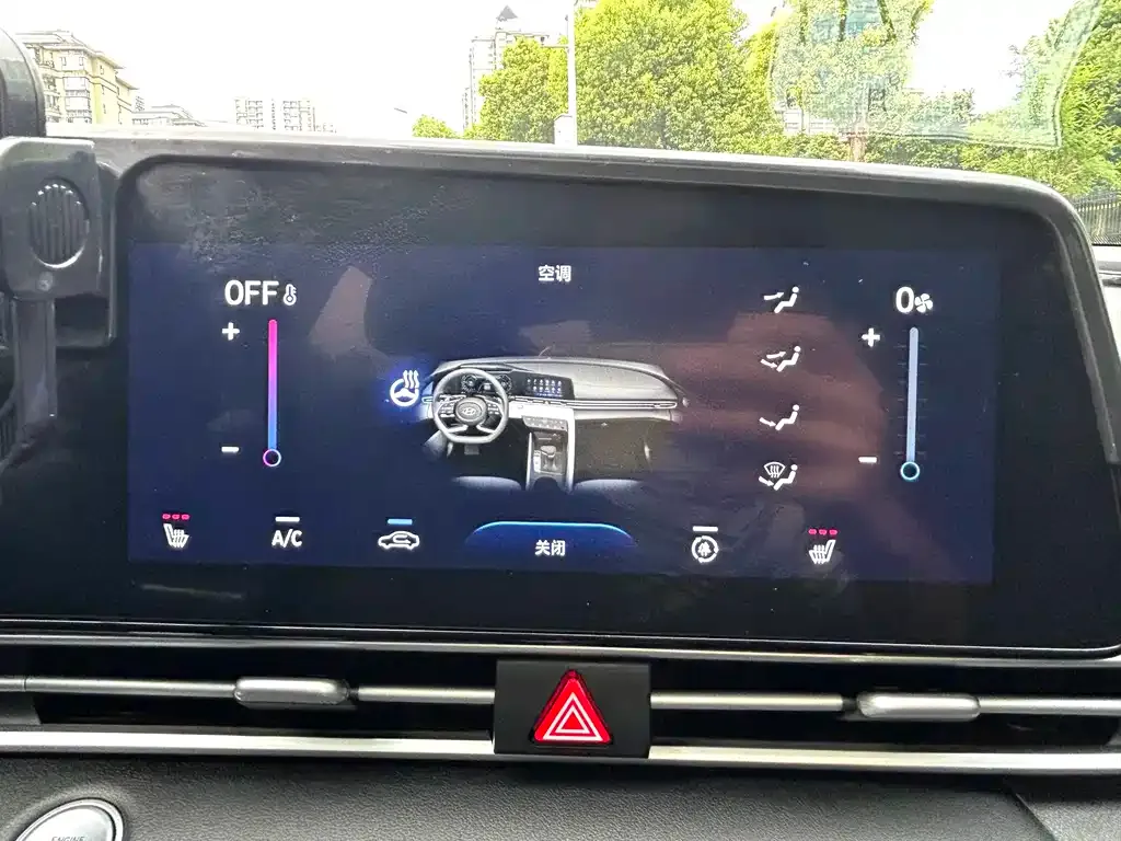 Hyundai Elantra — фото 5