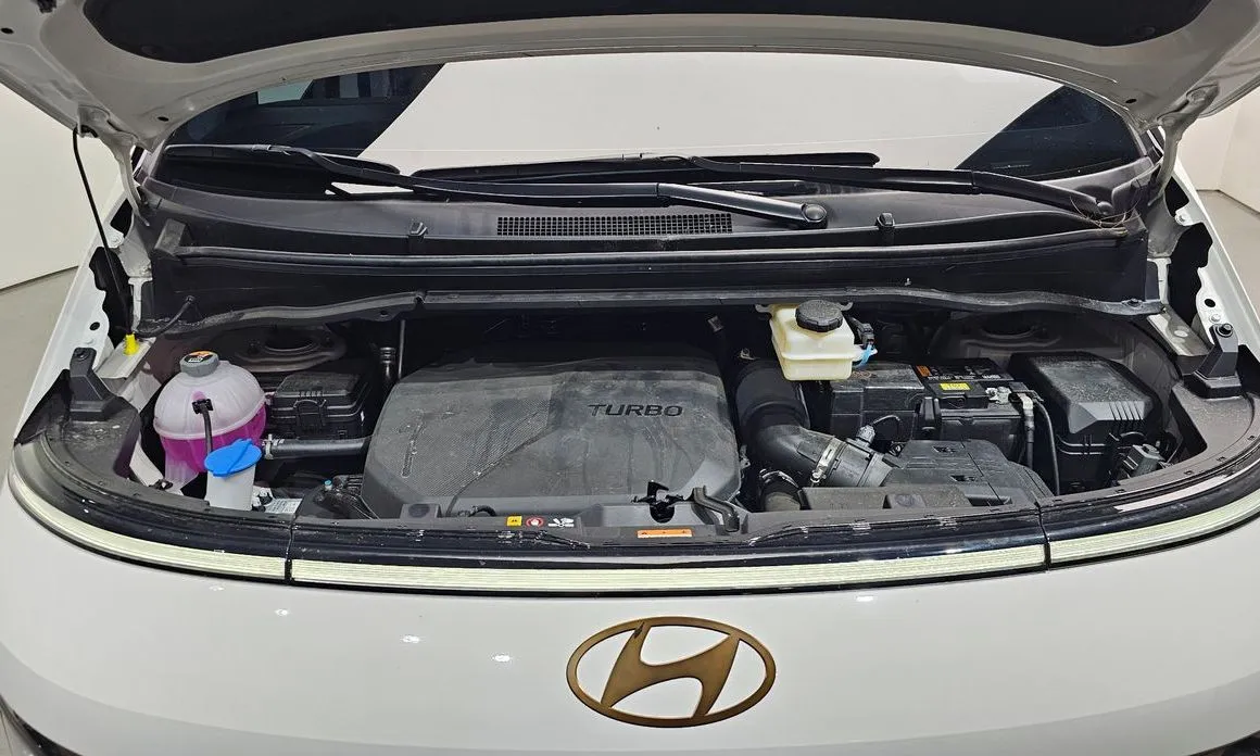 Hyundai Staria — фото 4