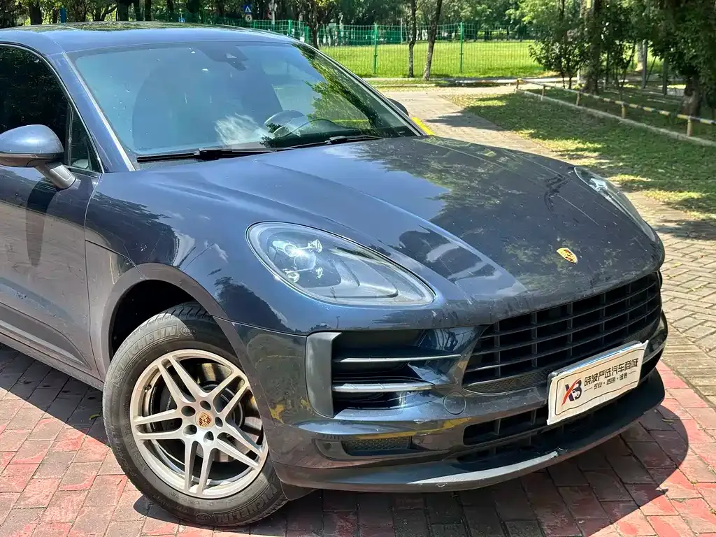Porsche Macan — фото 8