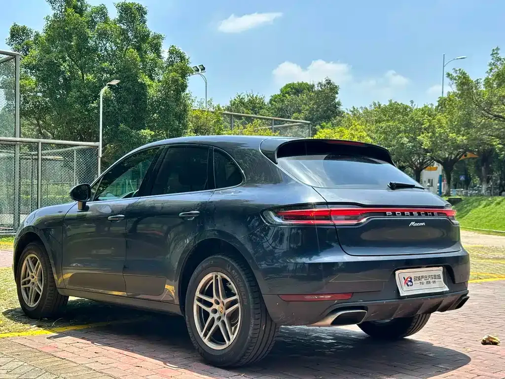 Porsche Macan — фото 9