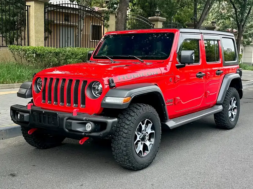 Jeep Wrangler — фото 1