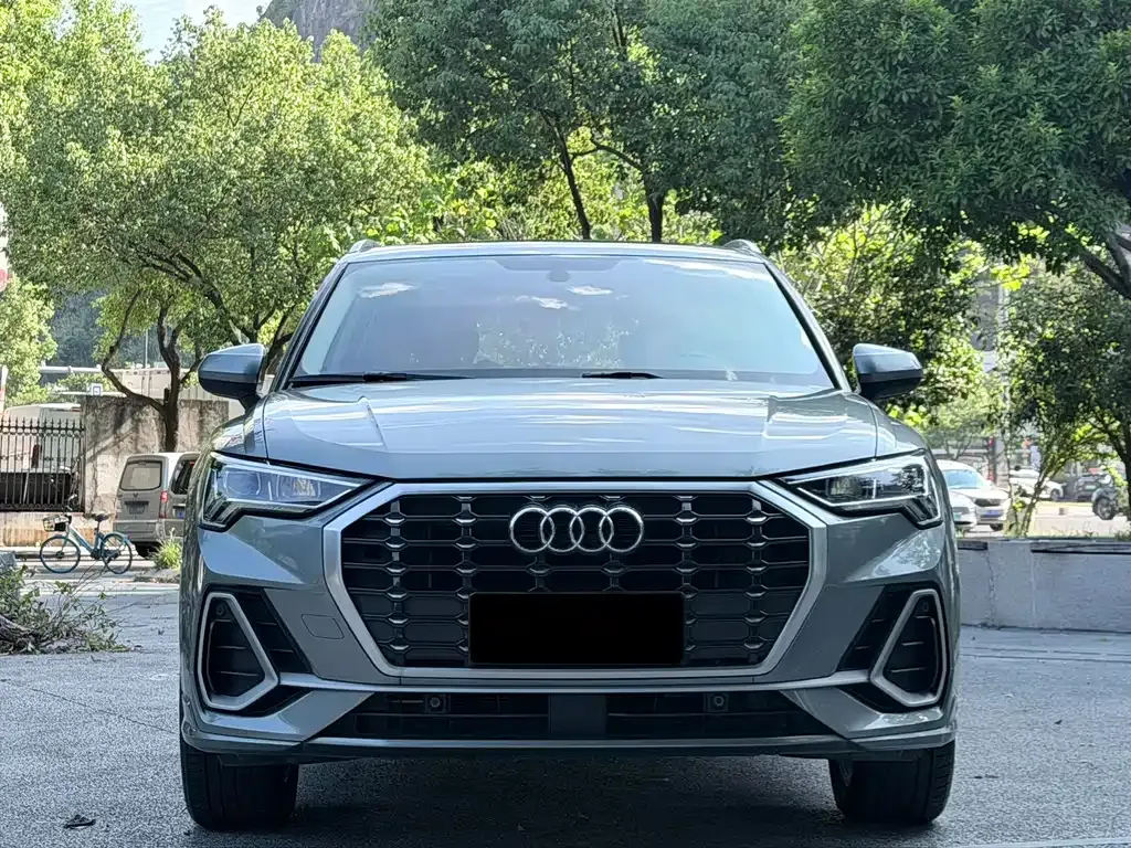 Audi Q3 — фото 9