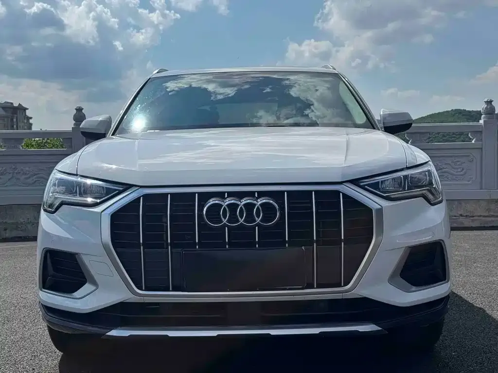 Audi Q3 — фото 7