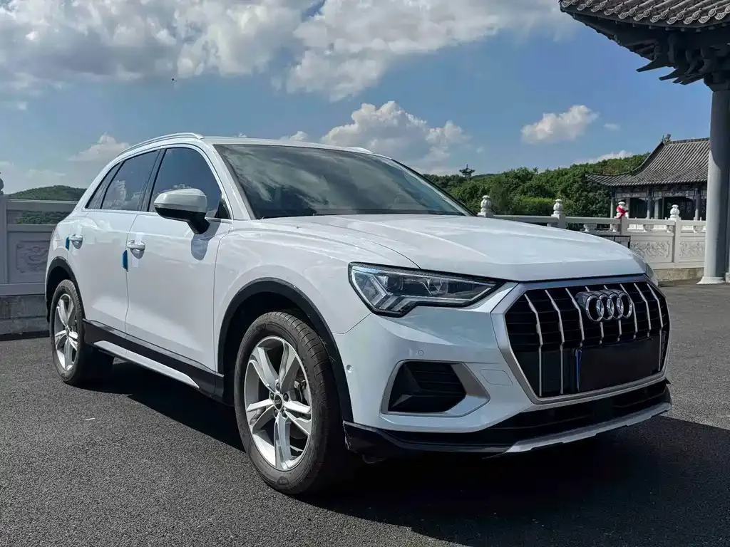 Audi Q3 — фото 9