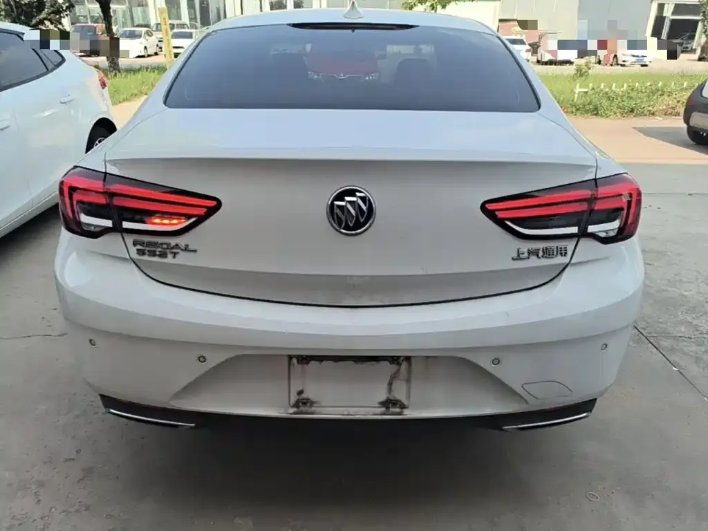 Buick Regal — фото 3