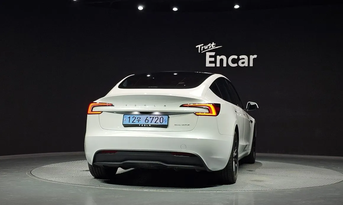 Tesla Model 3 — фото 6