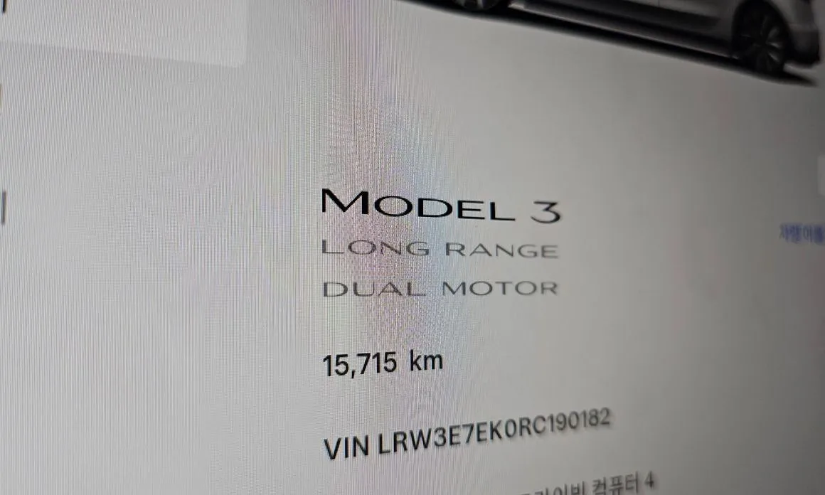 Tesla Model 3 — фото 4