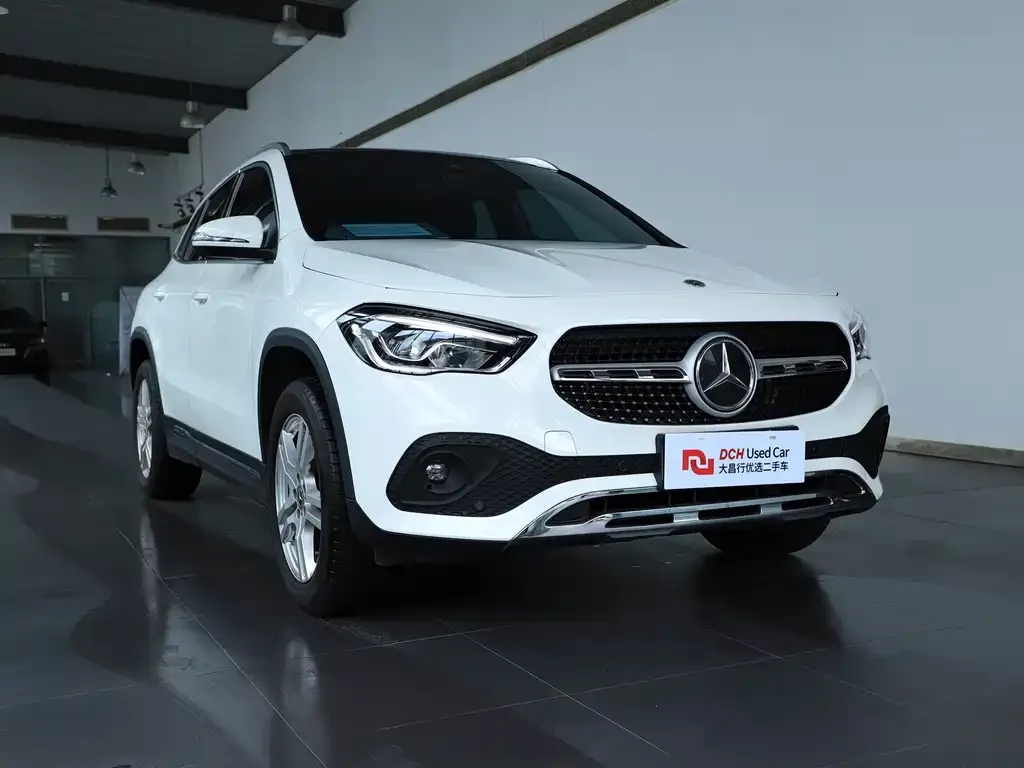 Mercedes-Benz GLA — фото 10