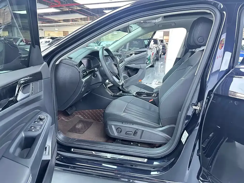 Volkswagen Passat — фото 3