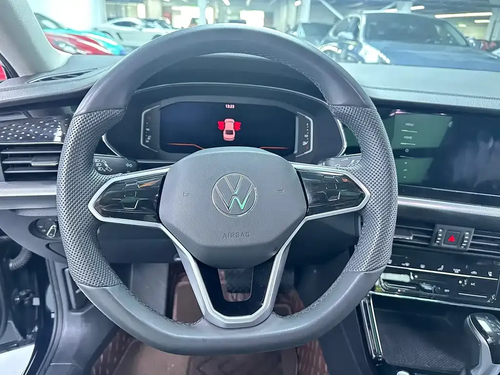 Volkswagen Passat — фото 10