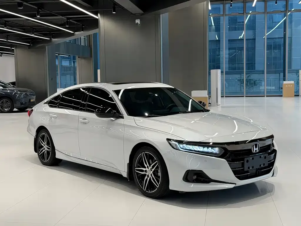 Honda Accord — фото 5