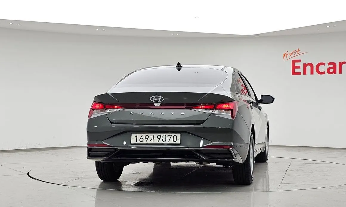 Hyundai AVANTE — фото 2