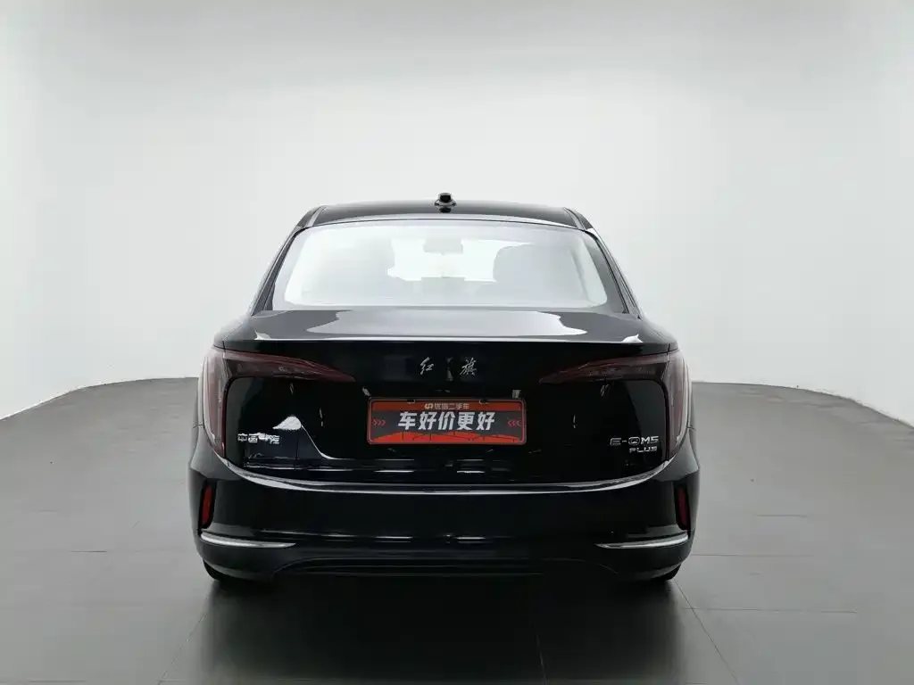 Hongqi E-QM5 — фото 2
