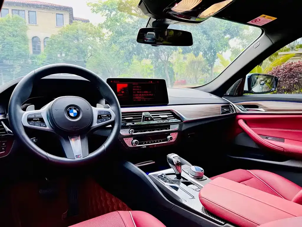 BMW 5 Series — фото 9