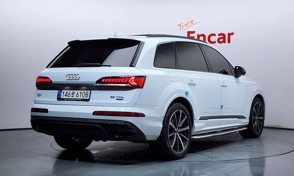 Audi Q7 — фото 2