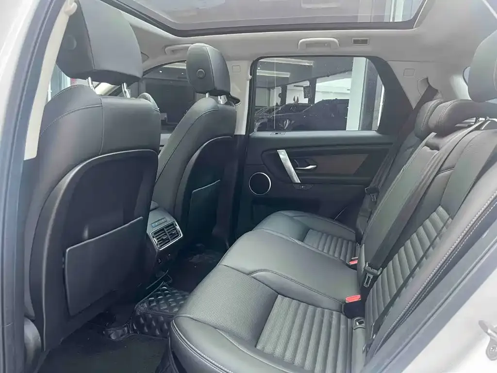 Land Rover Discovery Sport — фото 2