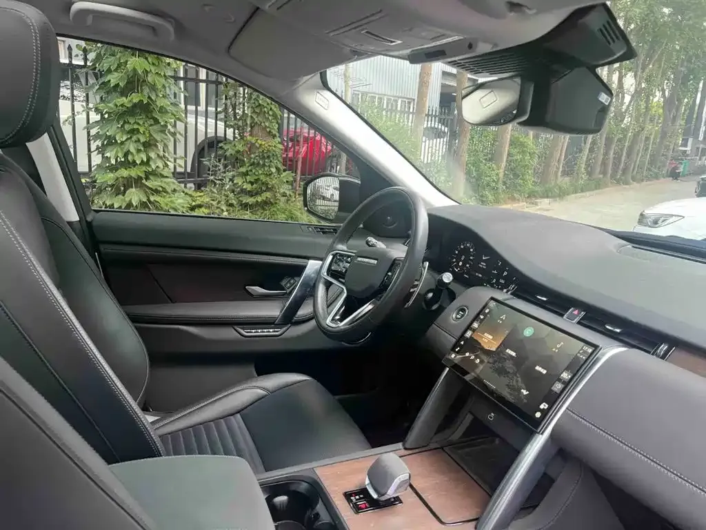 Land Rover Discovery Sport — фото 4