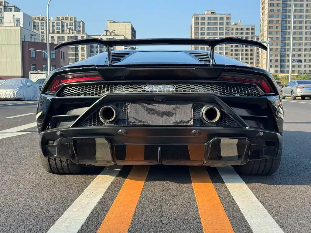 Lamborghini Huracan — фото 7