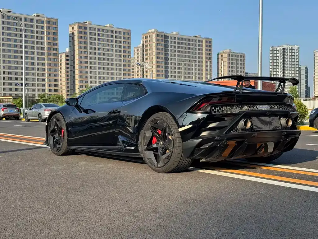 Lamborghini Huracan — фото 4