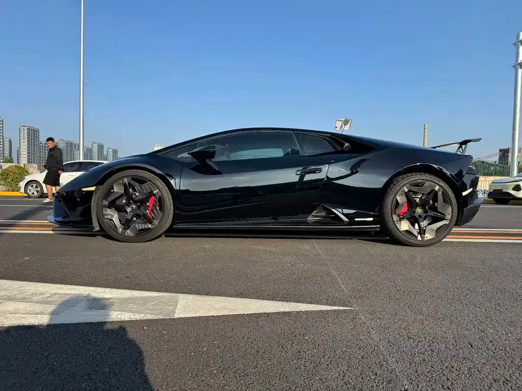Lamborghini Huracan — фото 3