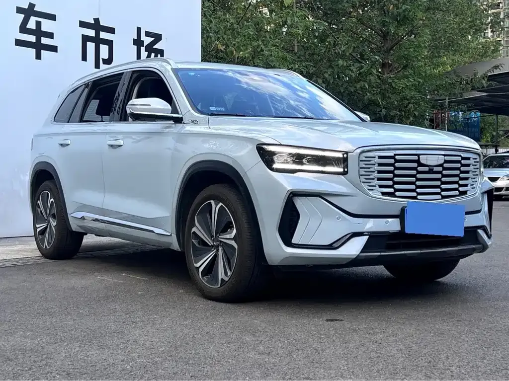 Geely Xingyue L — фото 10