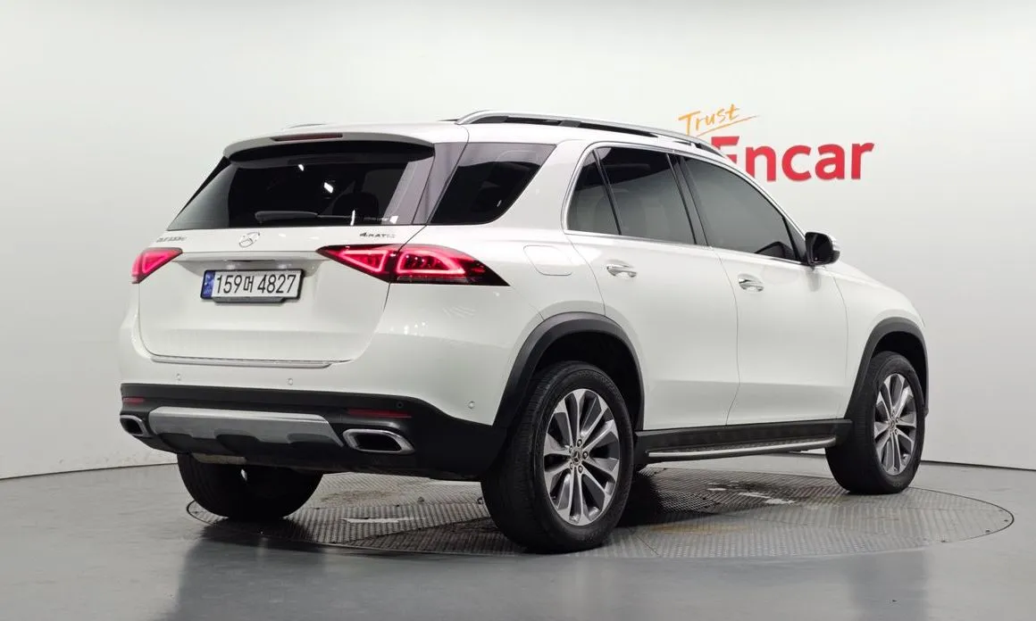 Mercedes-Benz GLE-Class — фото 10