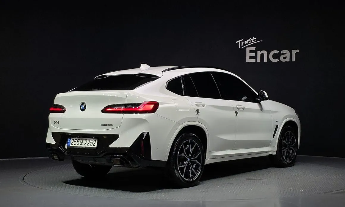 BMW X4 — фото 5
