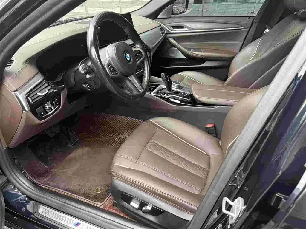 BMW 5 Series — фото 2