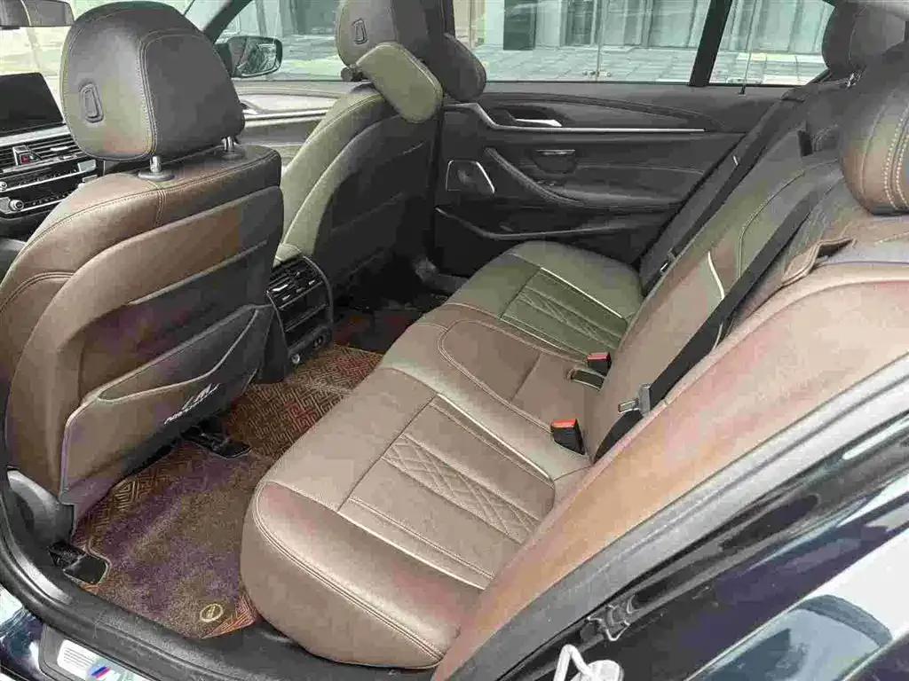 BMW 5 Series — фото 3