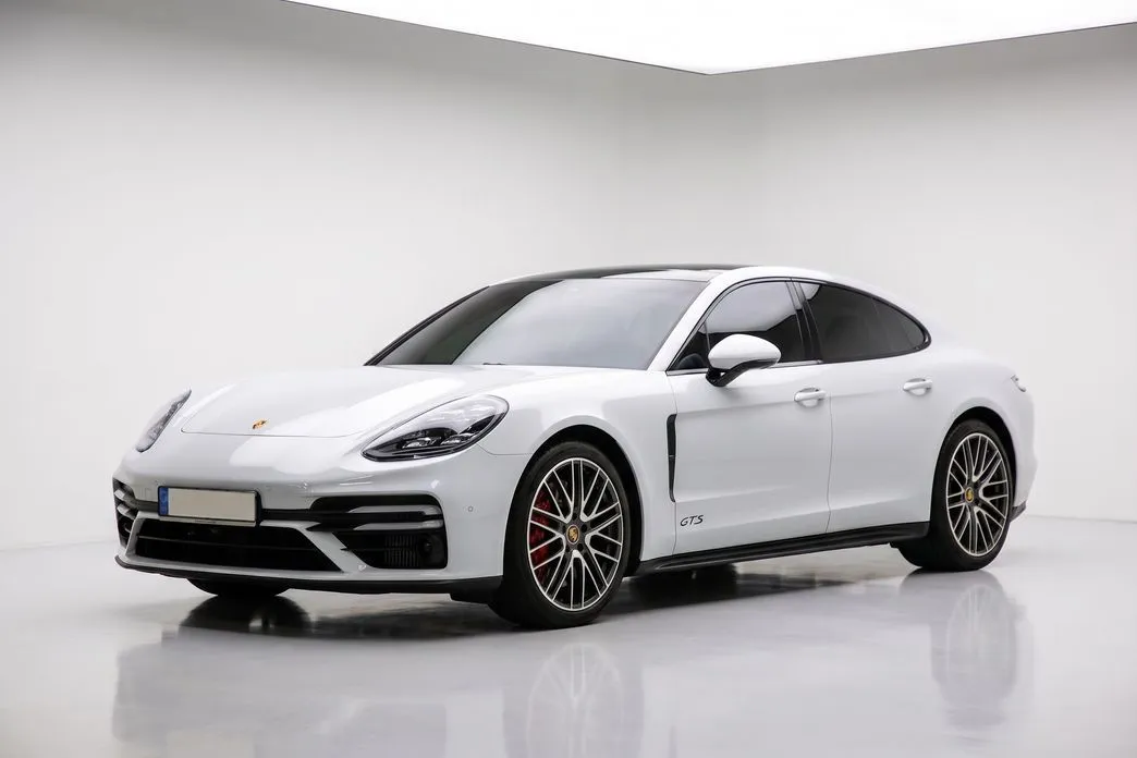 Porsche Panamera — фото 5