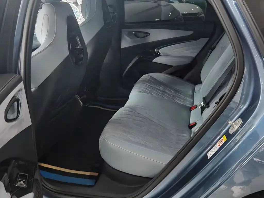 BYD Seal — фото 7