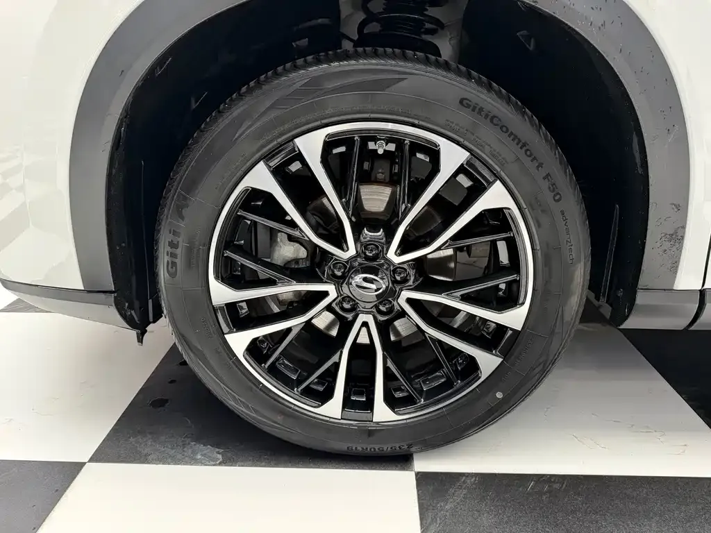 GAC Motor GS4 Plus — фото 8